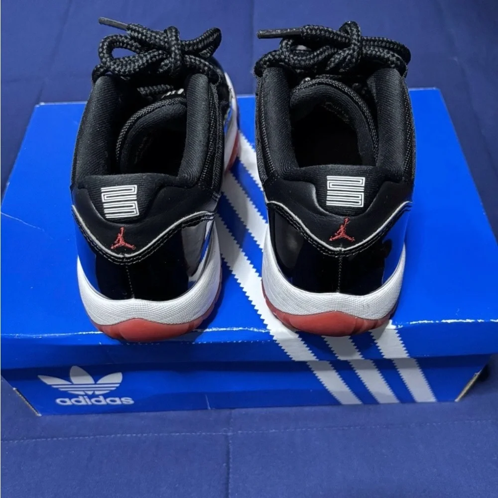 Jordan 11 Retro Low GS Bred 2025 Size 5Y